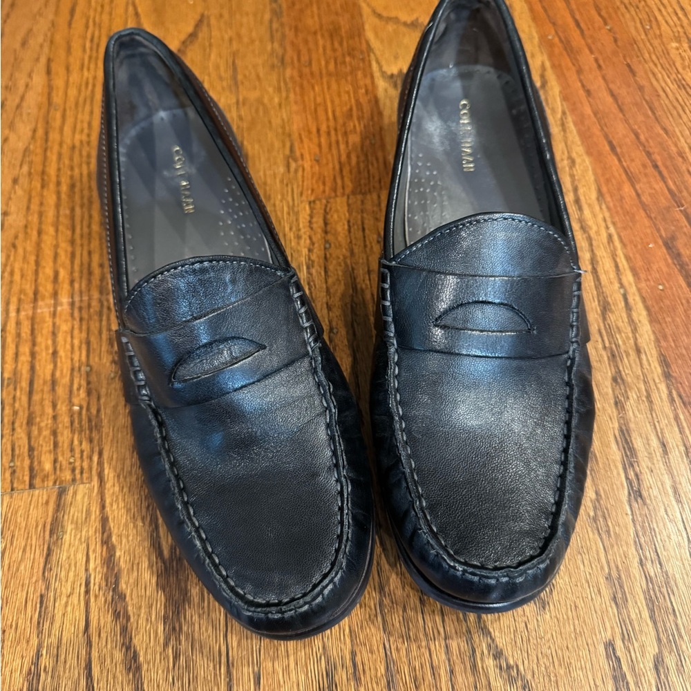 Cole Hahn black Loafers